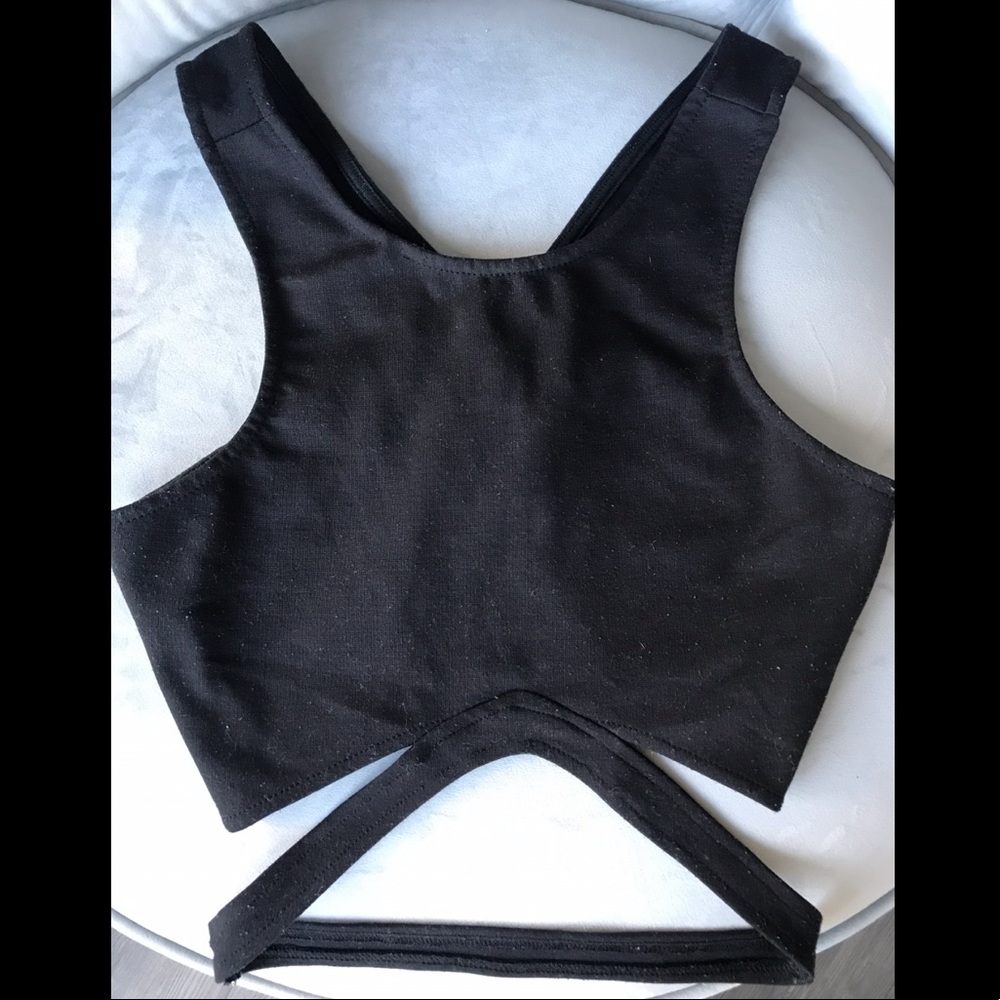 Black Cropped Top